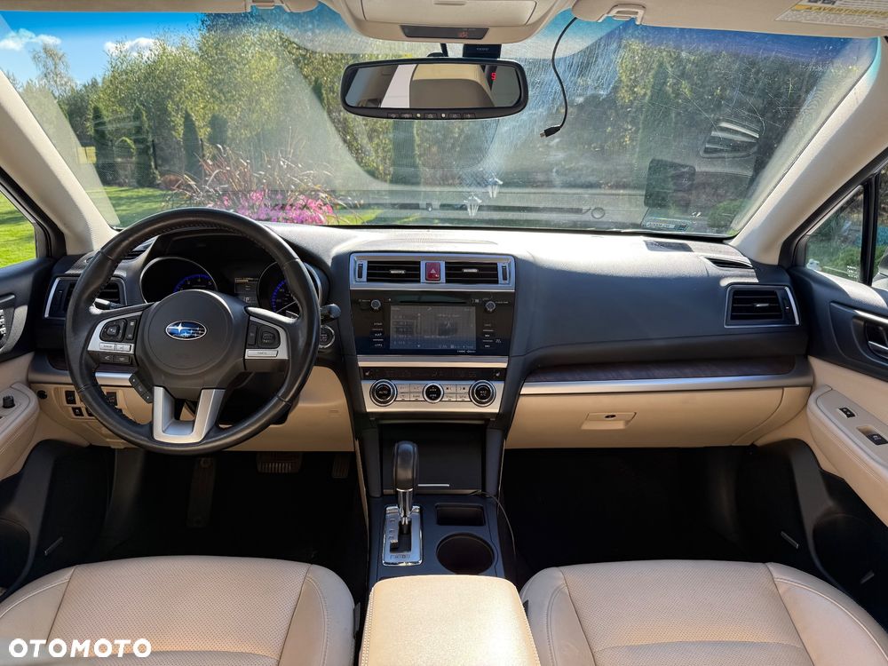 Subaru Outback 2.5i Exclusive - 14