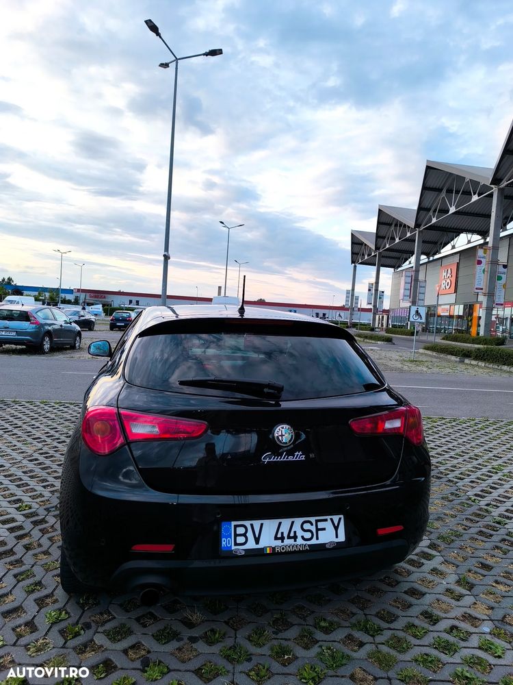 Alfa Romeo Giulietta 1.4 TB 16V Veloce - 4