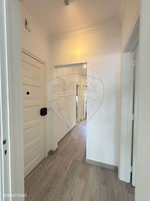 Apartamento T2 para arrendamento - Grande imagem: 2/10