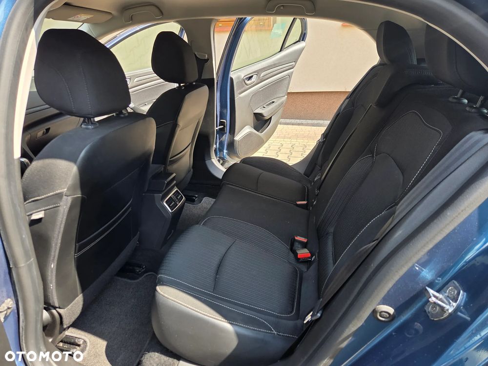 Renault Megane 1.5 dCi GT Line EDC - 6