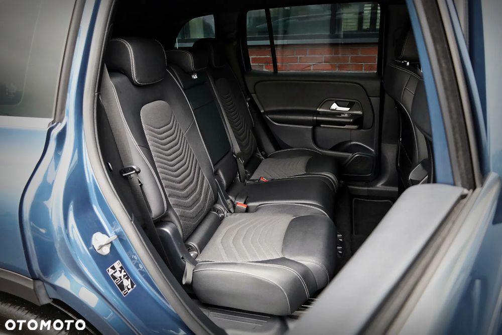 Mercedes-Benz GLB 200 Style 7G-DCT - 24
