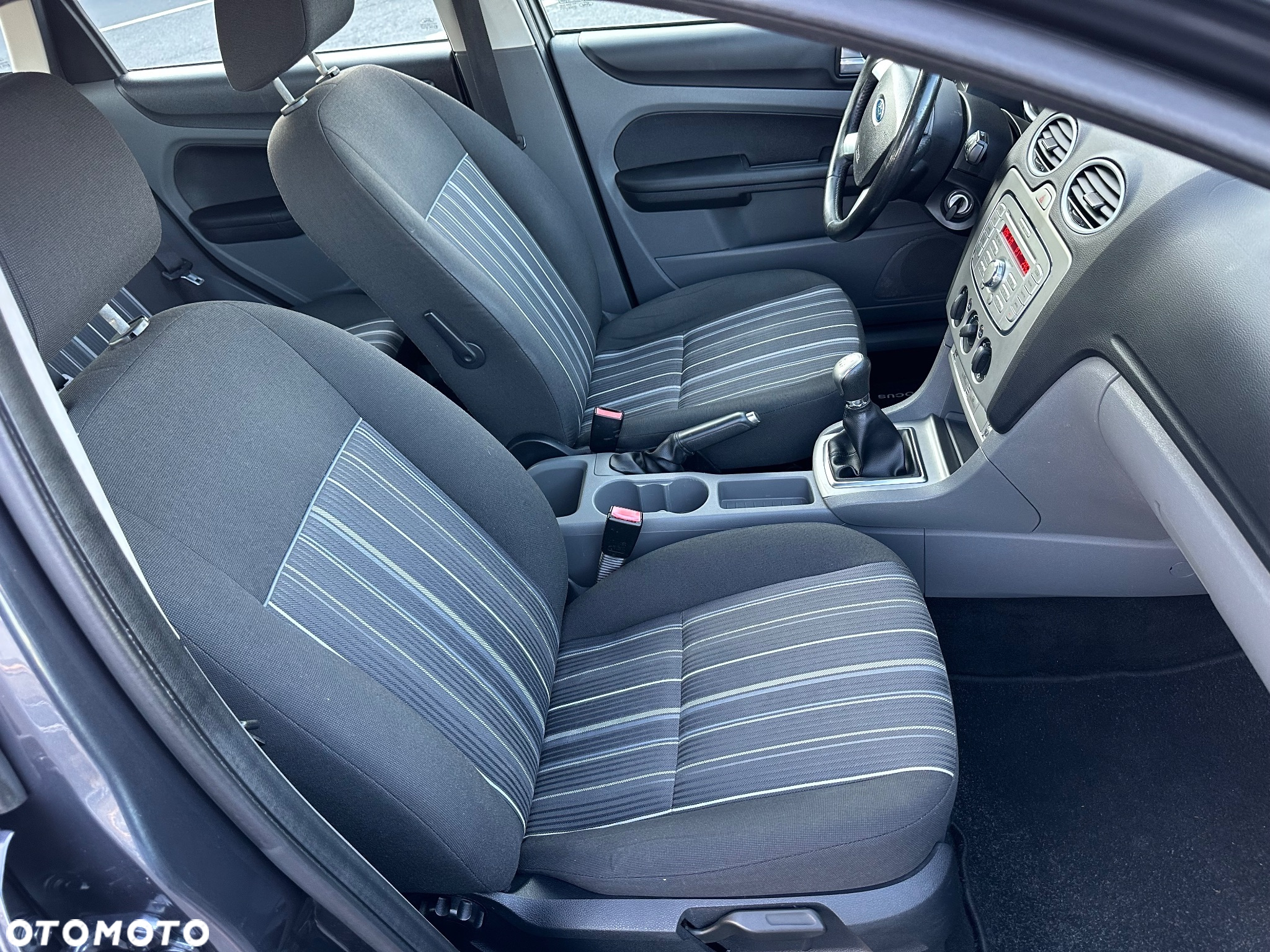 Ford Focus 1.6 TDCi Connection - 12