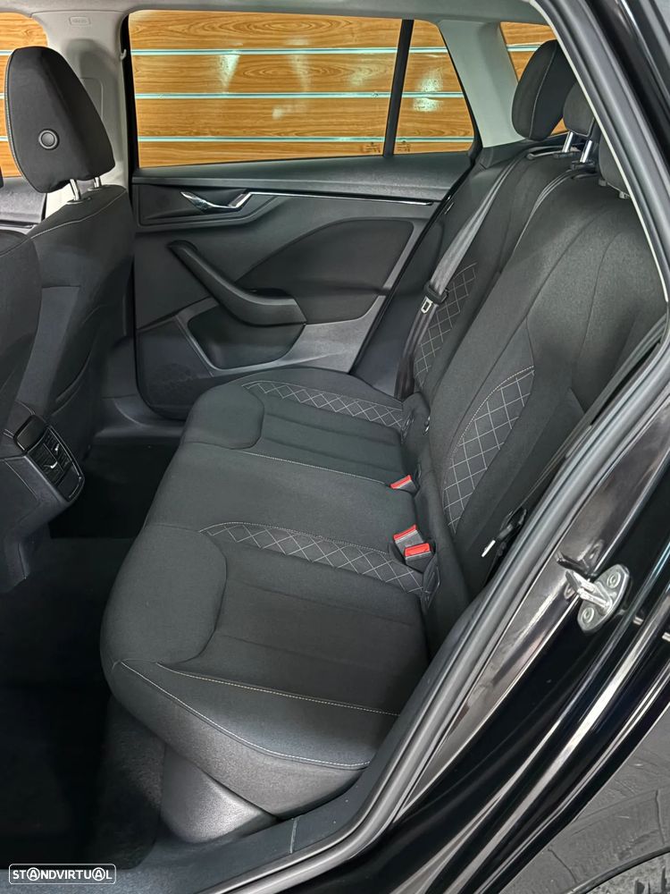 Skoda Kamiq 1.0 TSI Style DSG - 13