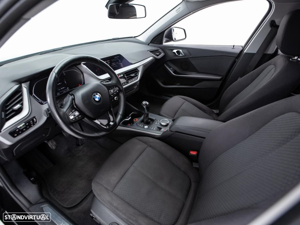 BMW 116 d Corporate Edition — fotografia 6