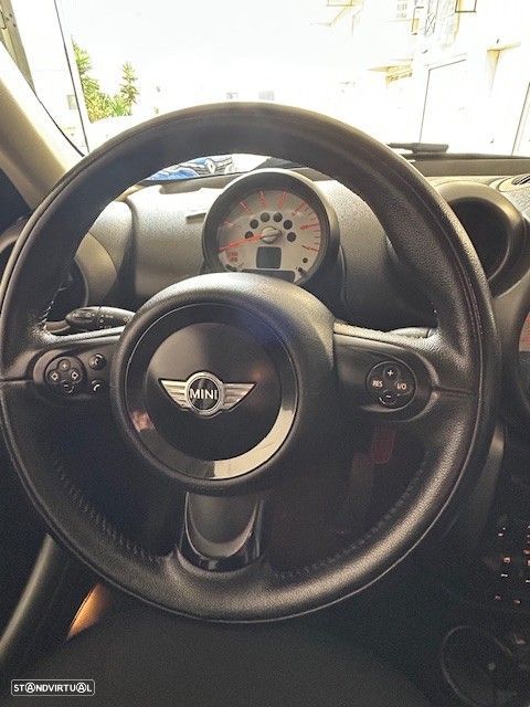 MINI Countryman One D - 17