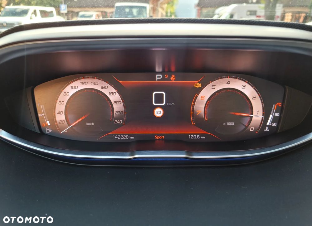 Peugeot 5008 PureTech 180 EAT8 Stop & Start GT Pack - 22