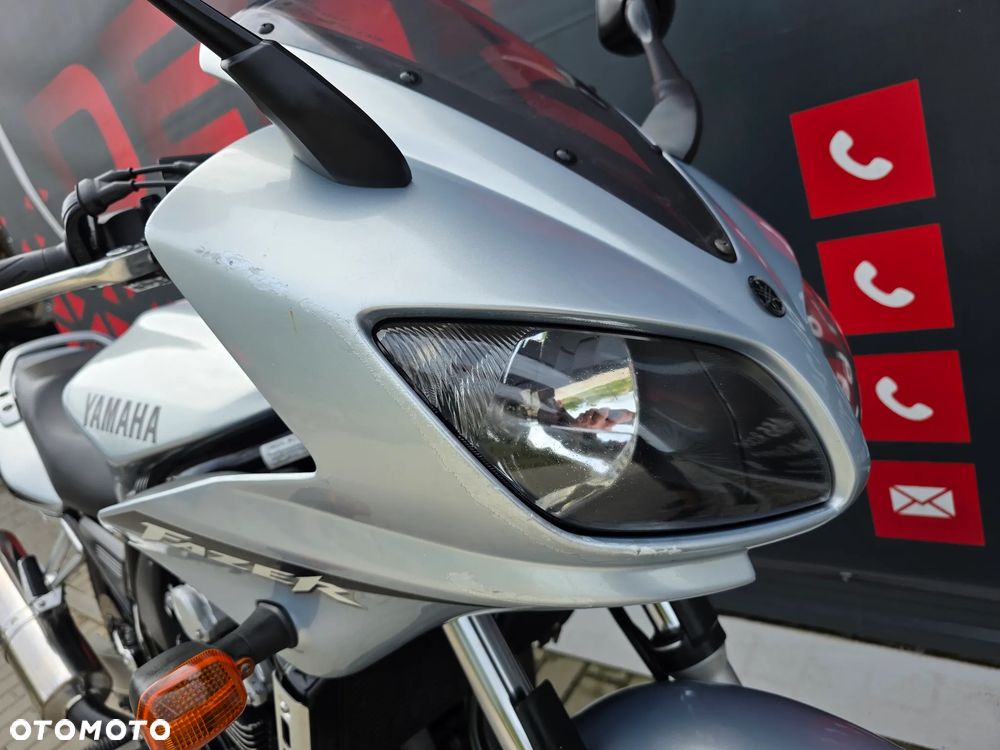 Yamaha FZS - 17