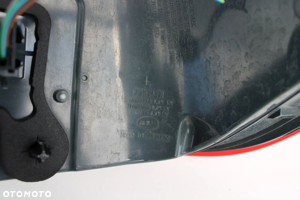 Lampa tylna prawa tył  prawy stan BDB OE BMW F10 2013r - 16