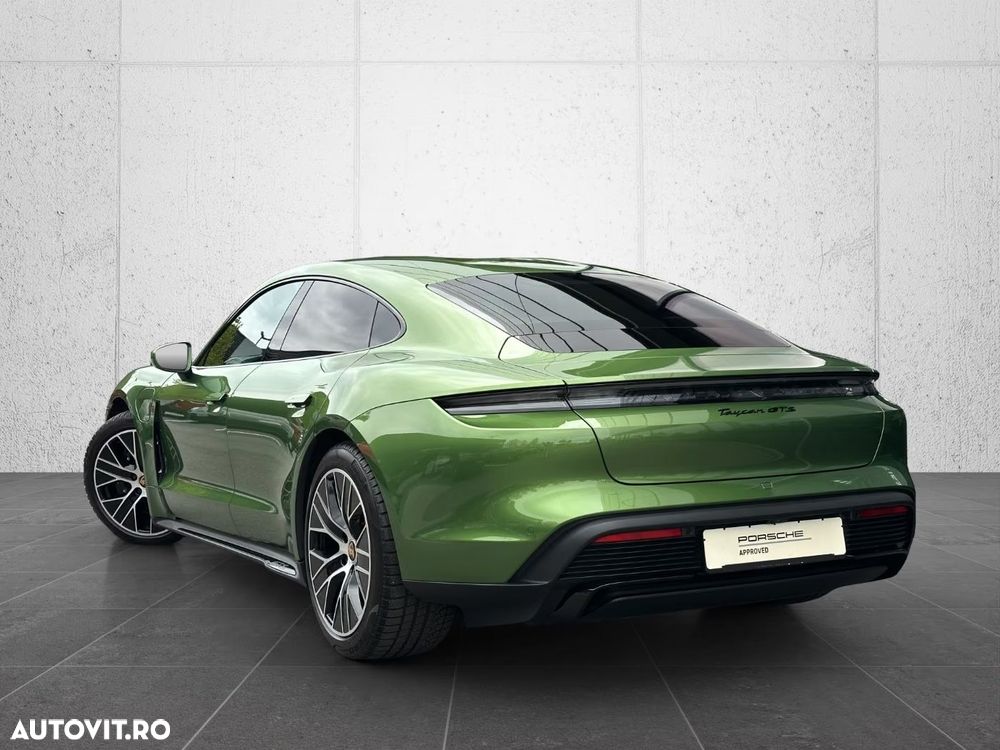 Porsche Taycan - 5