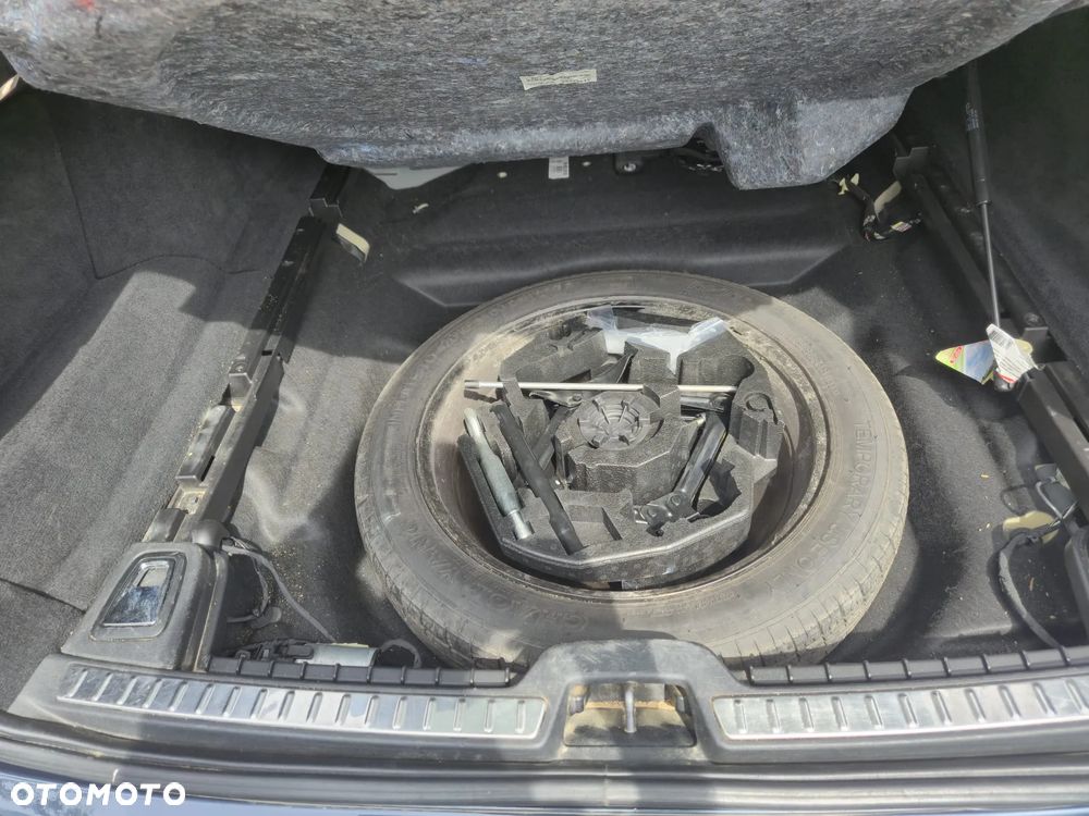 Volvo V90 Cross Country - 16