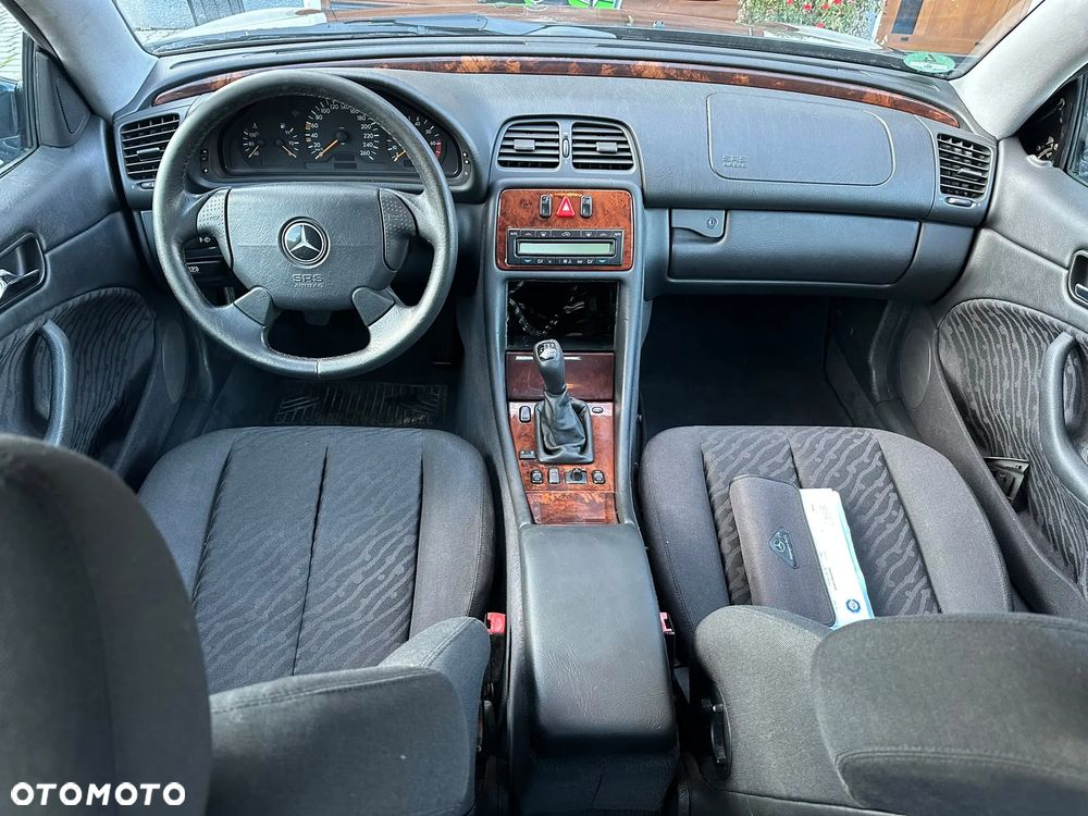 Mercedes-Benz CLK 200 Kompressor - 6