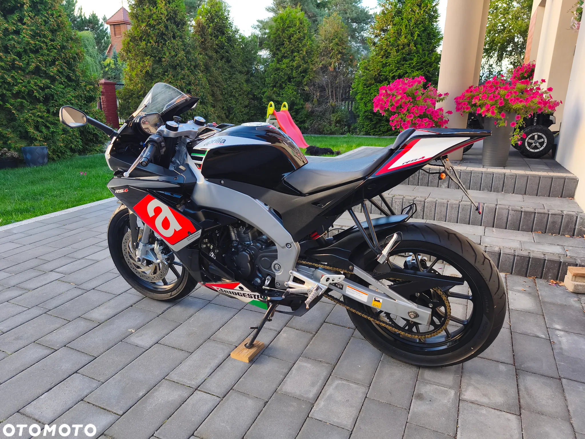 Aprilia RS - 6