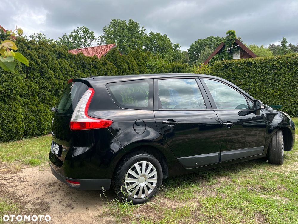 Renault Grand Scenic Gr 1.9 dCi Confort Privilege - 3