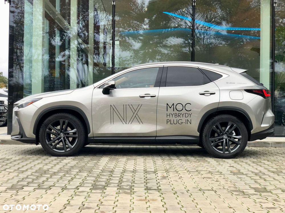 Lexus NX - 3