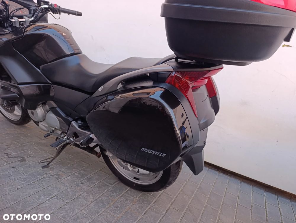 Honda NTV - 23