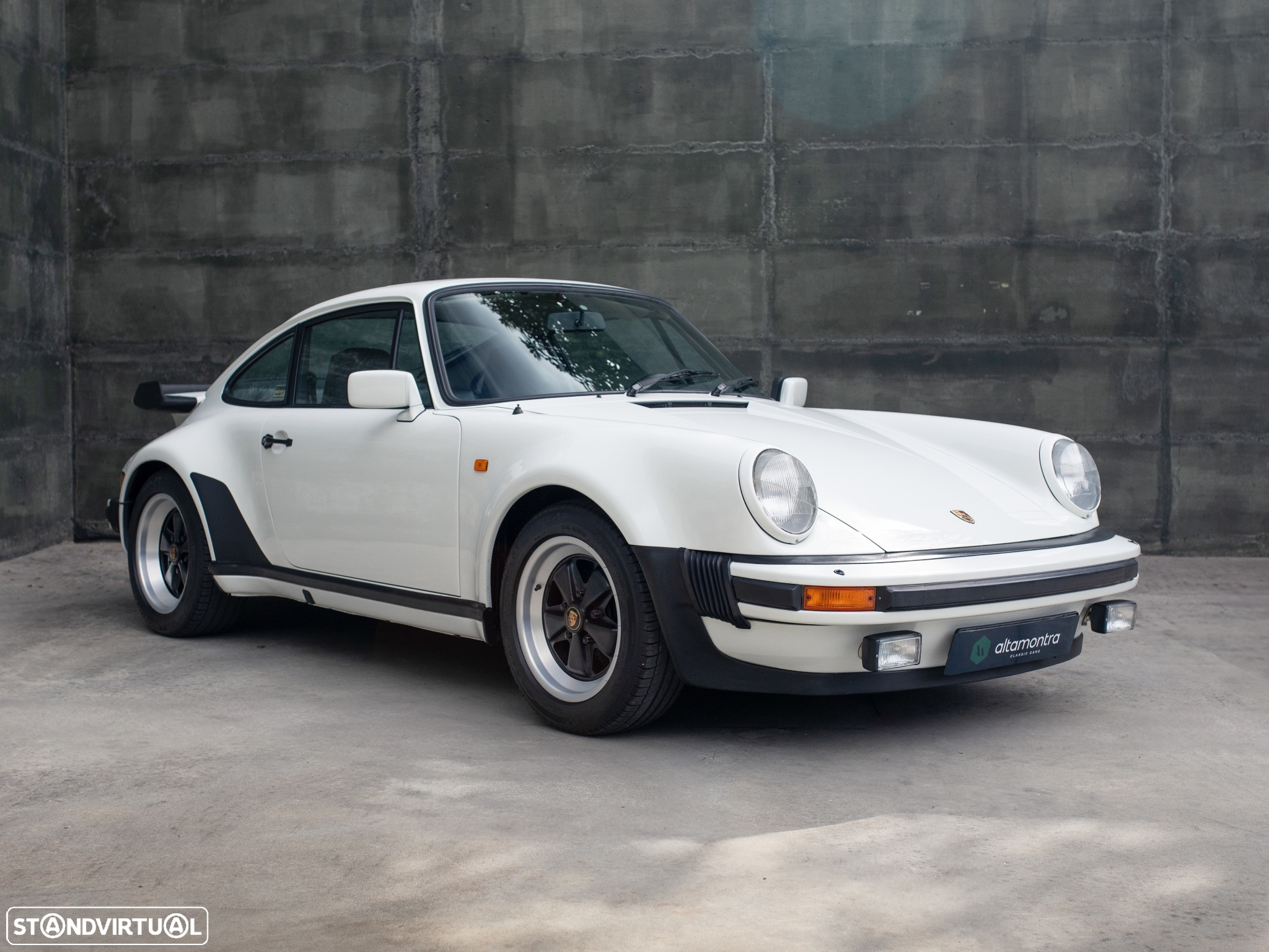 Porsche 911 Série G 930 Turbo - 2