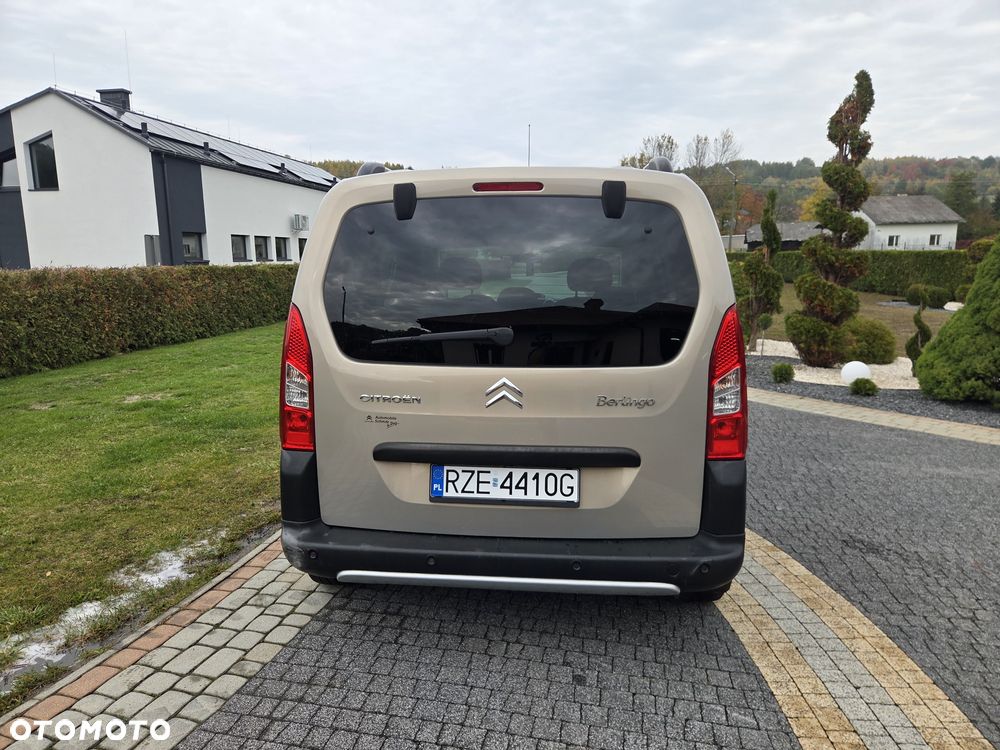 Citroen Berlingo 2010 photo 2