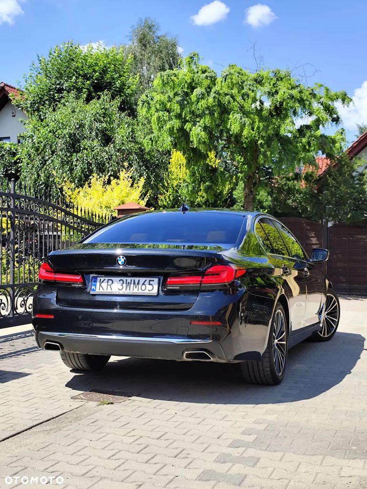 BMW Seria 5 530i GPF xDrive Luxury Line - 6