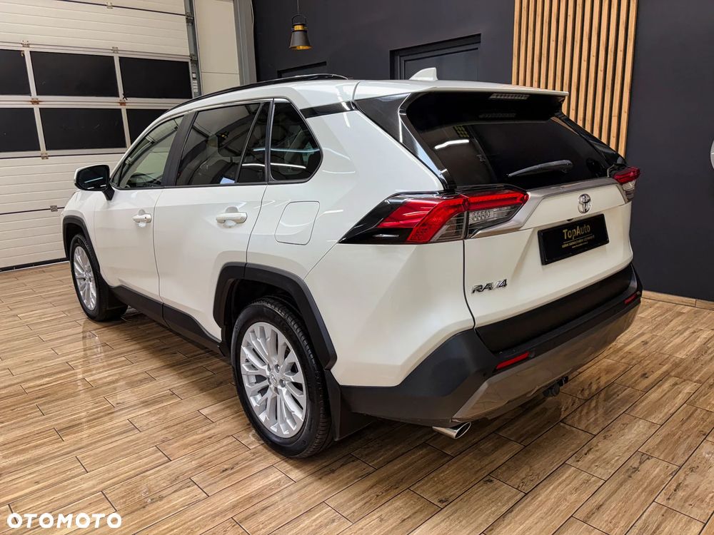 Toyota RAV4 - 9