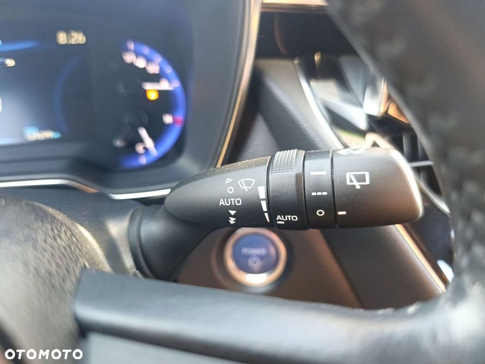 Toyota Corolla 1.8 Hybrid Comfort - 35