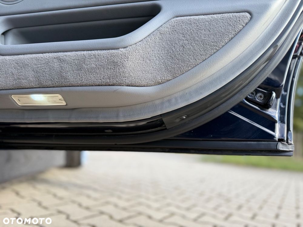 BMW Seria 7 740i - 30