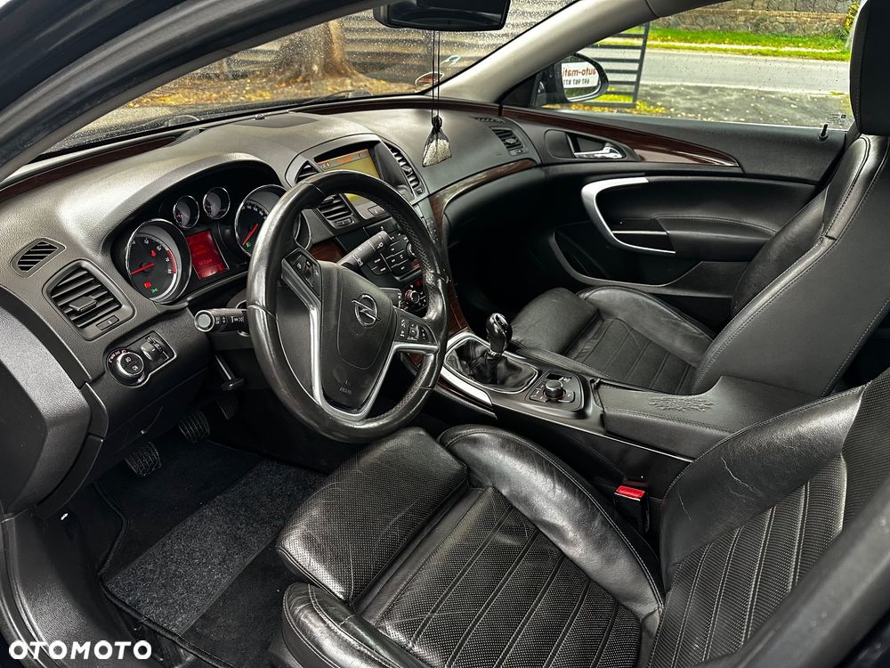Opel Insignia - 11
