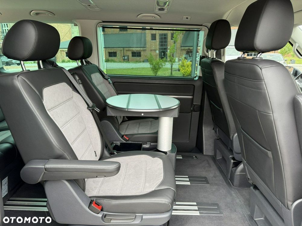 Volkswagen Multivan - 19