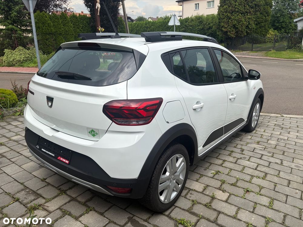Dacia Sandero Stepway TCe 90 Expression + - 11