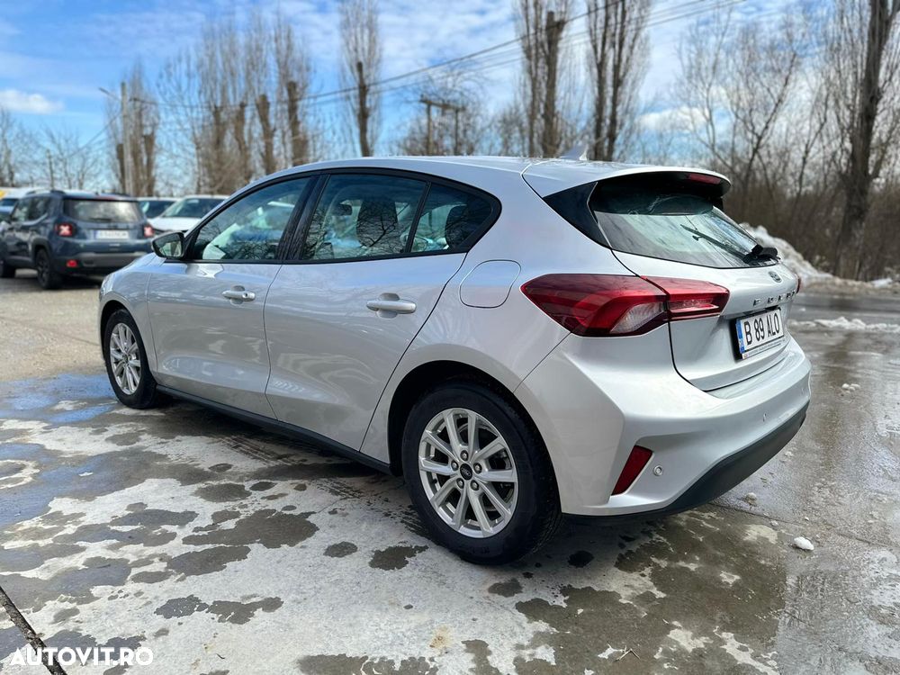 FORD Focus 2022 — imagine 3
