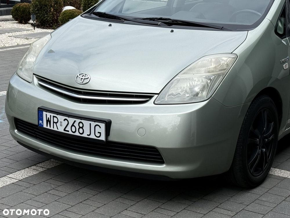 Toyota Prius 1.5 VVT-i Sol - 28