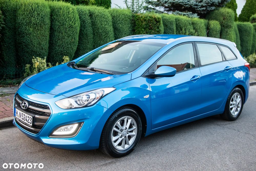Hyundai i30 1.6 Comfort - 10