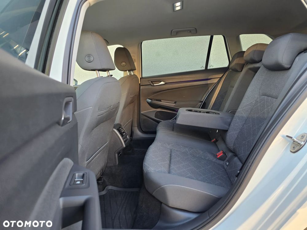 Volkswagen Golf - 21
