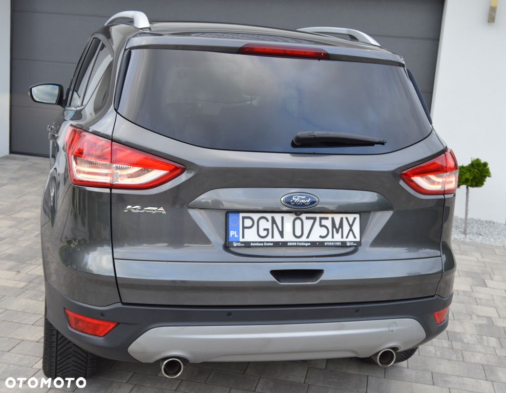 Ford Kuga 2.0 TDCi 2x4 Titanium - 4