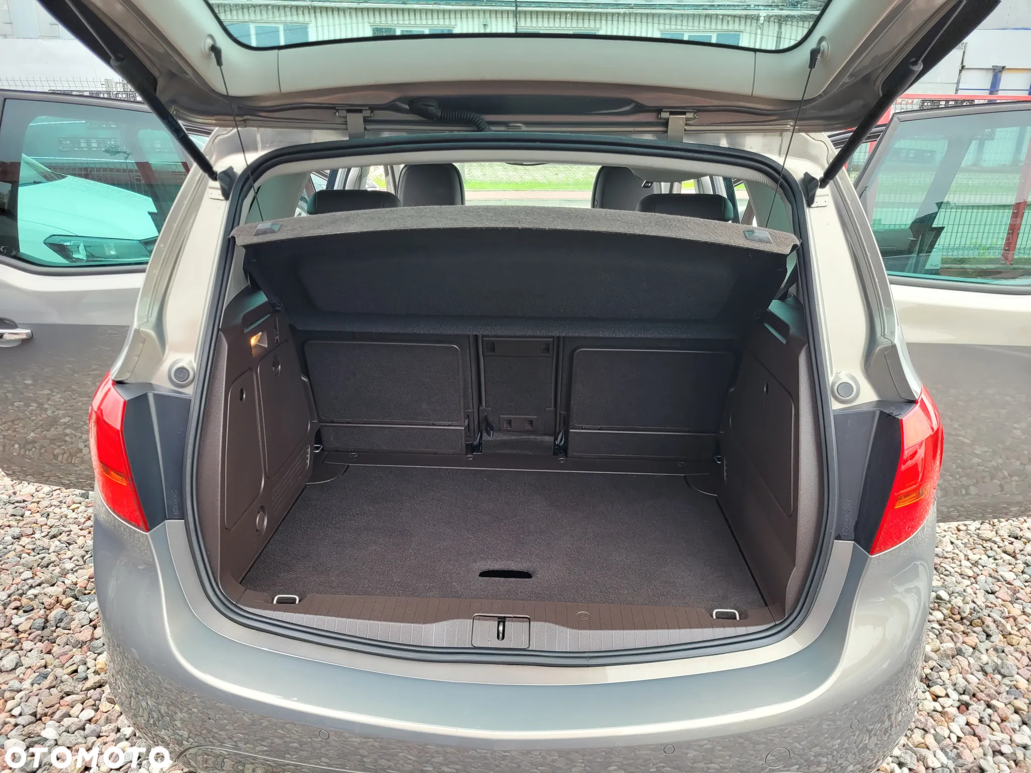 Opel Meriva 1.4 Innovation - 14