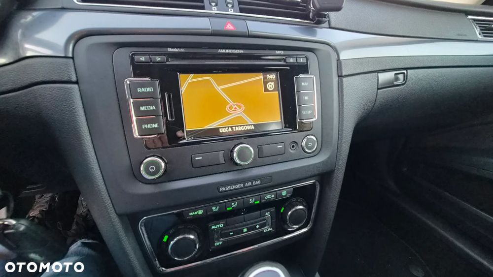 Skoda Superb 1.6 TDI Elegance Greenline - 6