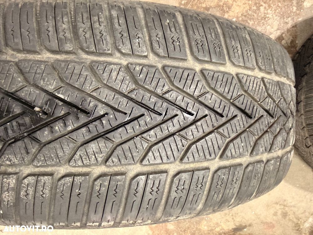 Set jante aliaj HYUNDAI I30 cu cauciucuri iarna 215/55R17 uzura 60% - 7