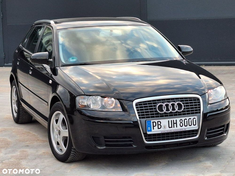 Audi A3 Sportback - 1
