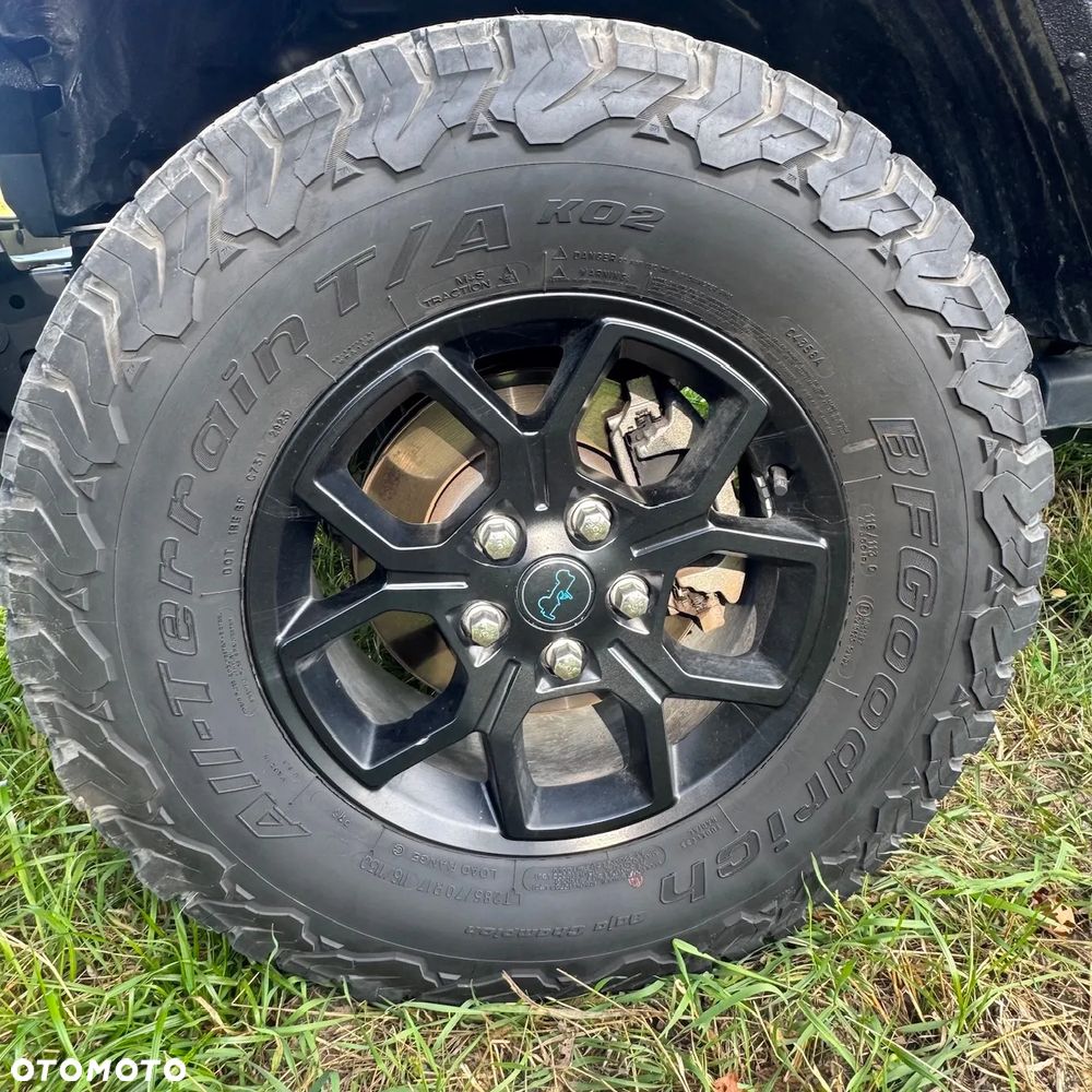 Jeep Wrangler - 10