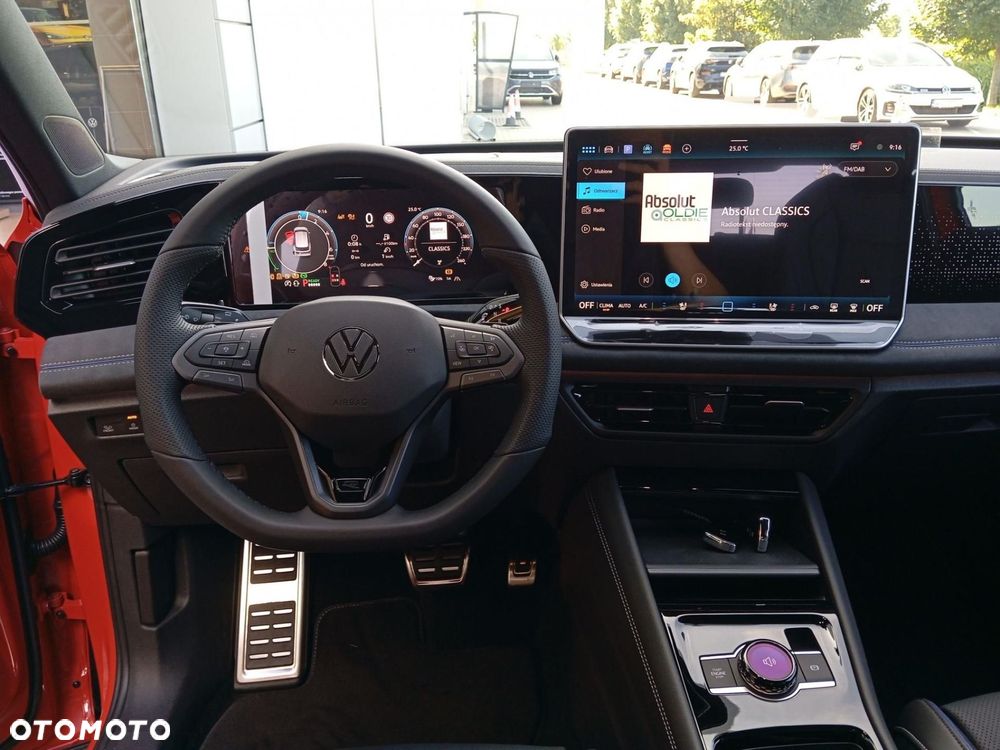 Volkswagen Tiguan - 14