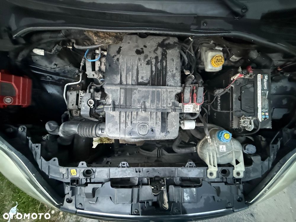 Fiat Punto Evo 1.4 8V Dynamic - 12