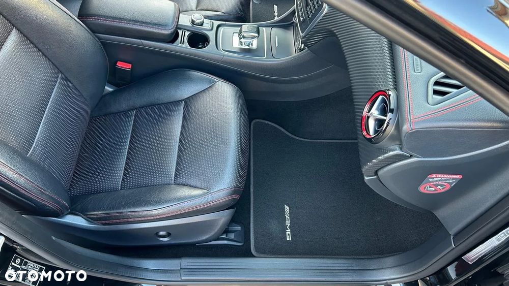 Mercedes-Benz Klasa A 45 AMG 4Matic AMG Speedshift 7G-DCT Edition 1 - 26