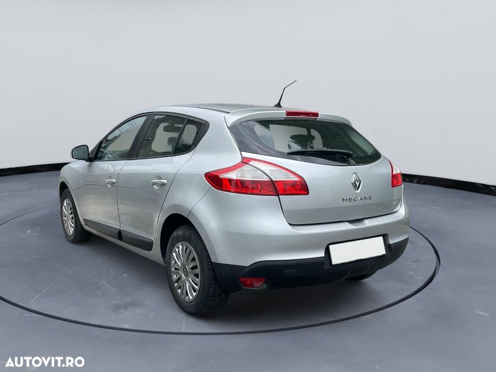 Renault Megane 1.5 dCi Pro - 4