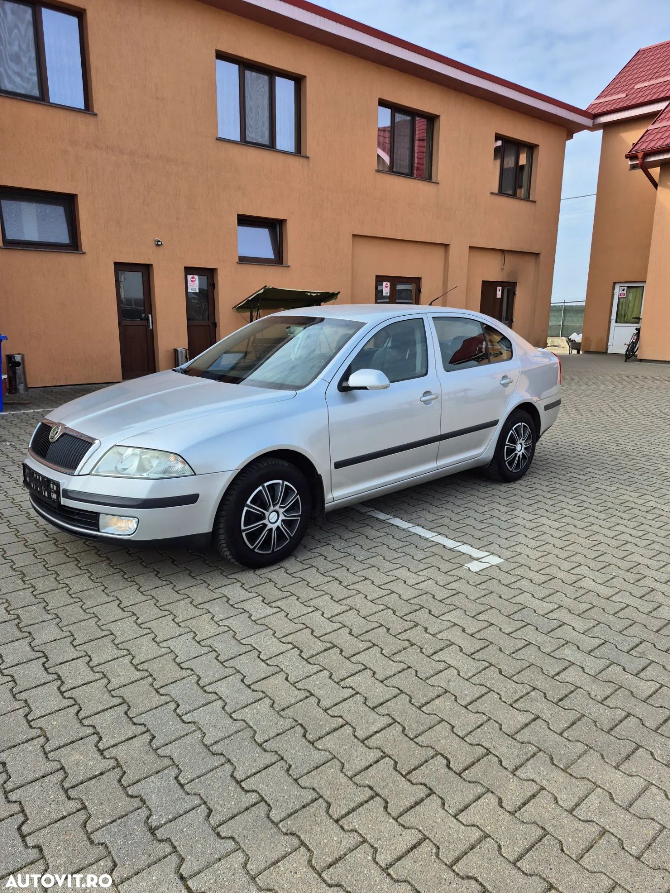 Skoda Octavia - 1