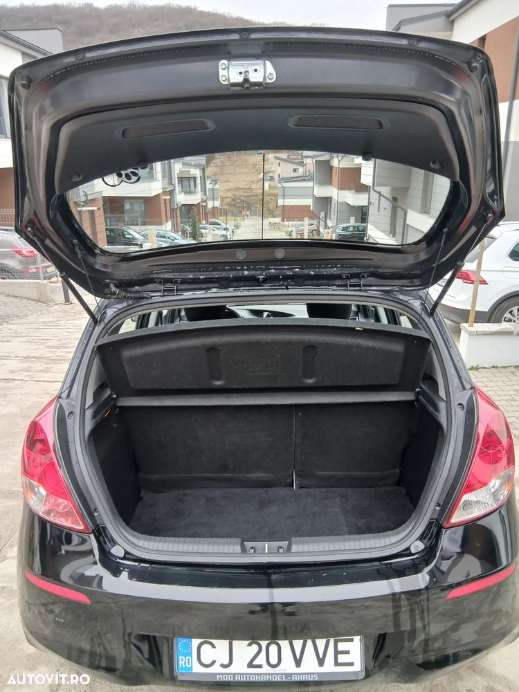 Hyundai i20 1.1 CRDi M/T Confort - 8