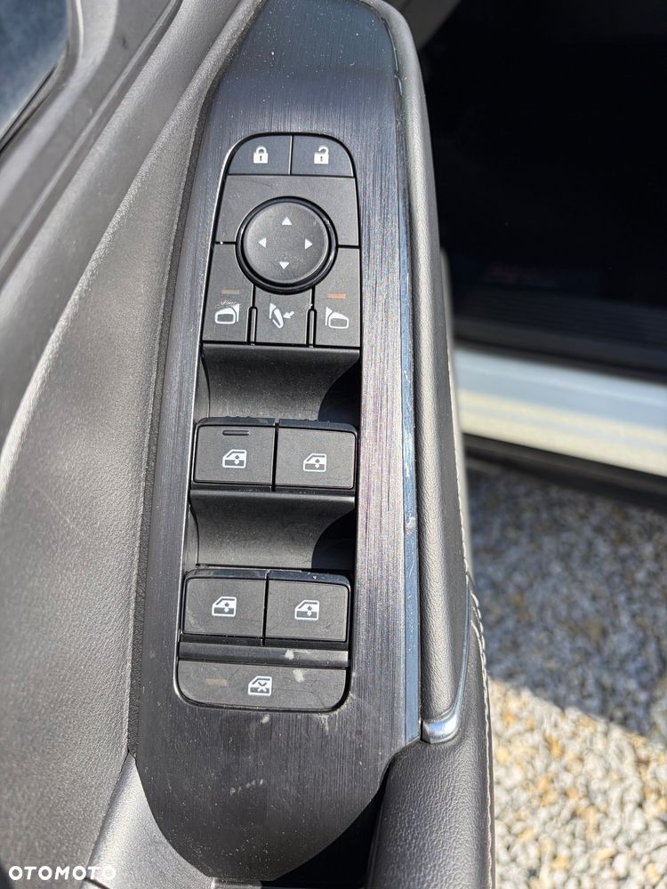 Nissan Qashqai 1.3 DIG-T MHEV N-Connecta - 17