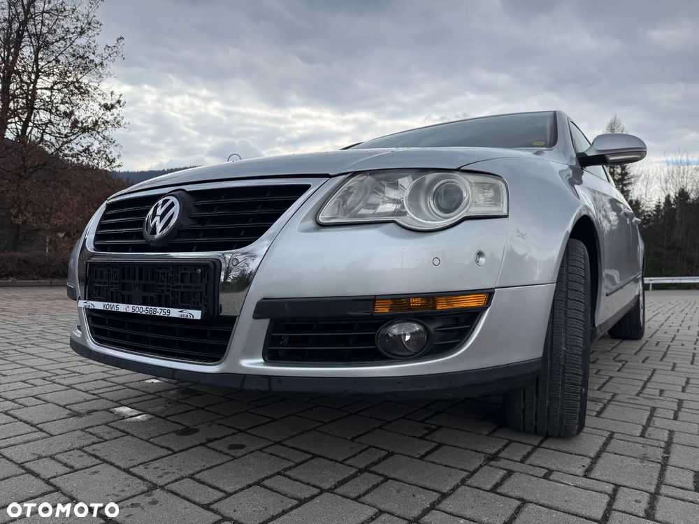 Volkswagen Passat 2.0 TDI DPF Individual - 11
