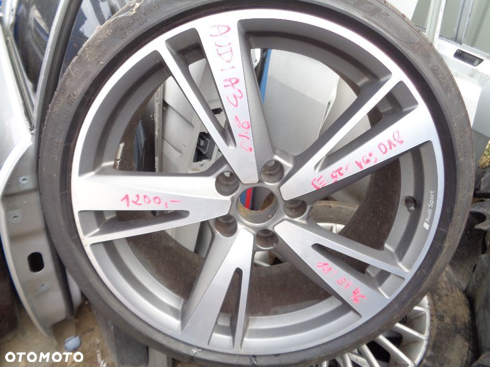 AUDI A3 8V ALUFELGA 19 ET46 8V0601025EJ - 1