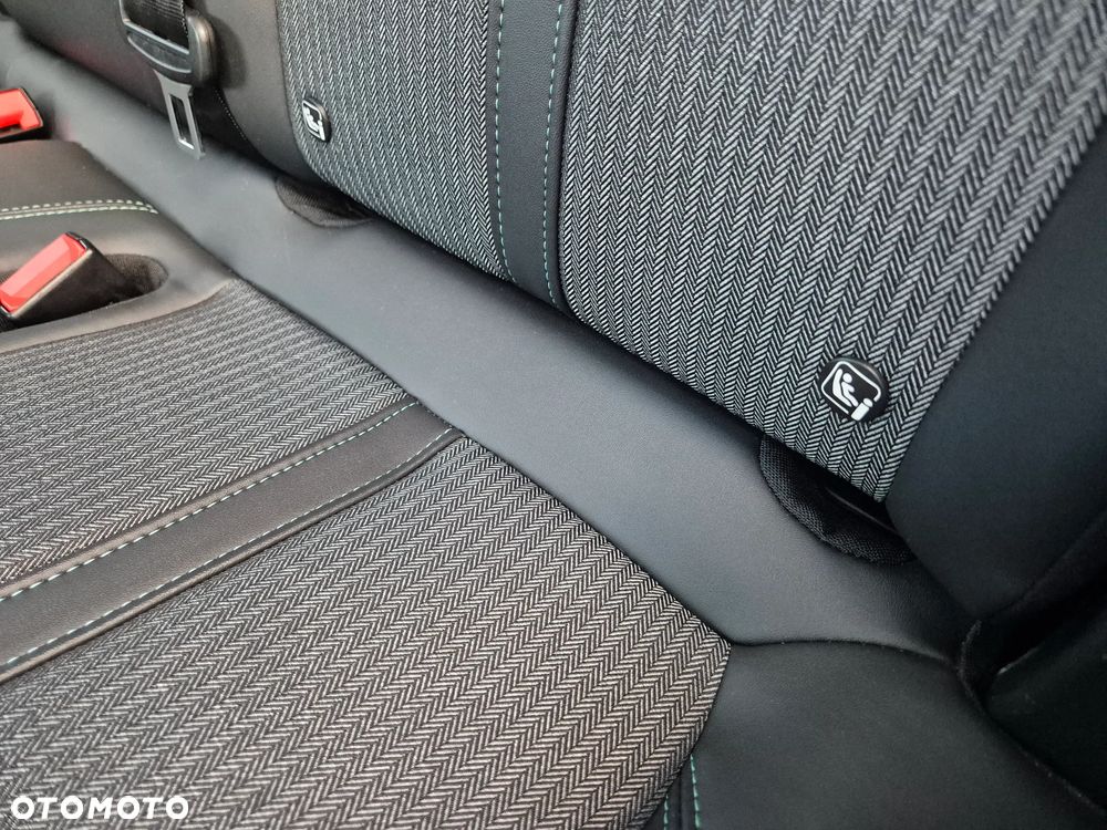 Peugeot 3008 1.6 PureTech Hybrid PHEV Allure Pack S&S EAT8 - 16