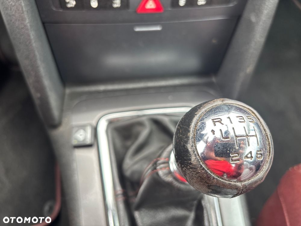 Peugeot 407 3.0 V6 Sport - 38