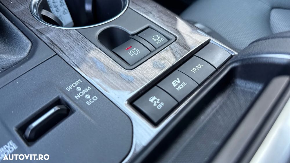 Toyota Highlander 2.5 L Hybrid Dynamic Force 248CP Dynamic Metallic - 37